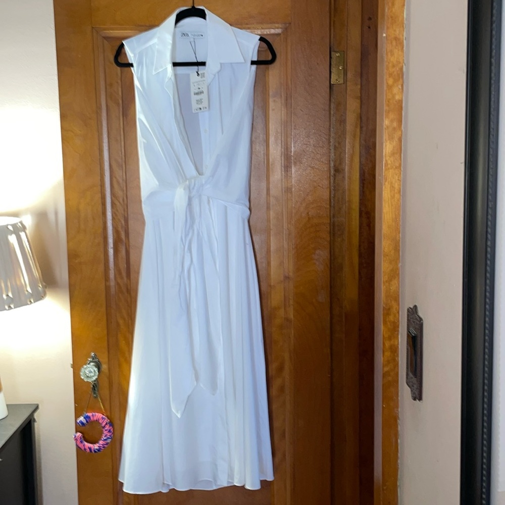 NWT ZARA white, cotton, v-neck dress with front tie; Sz L